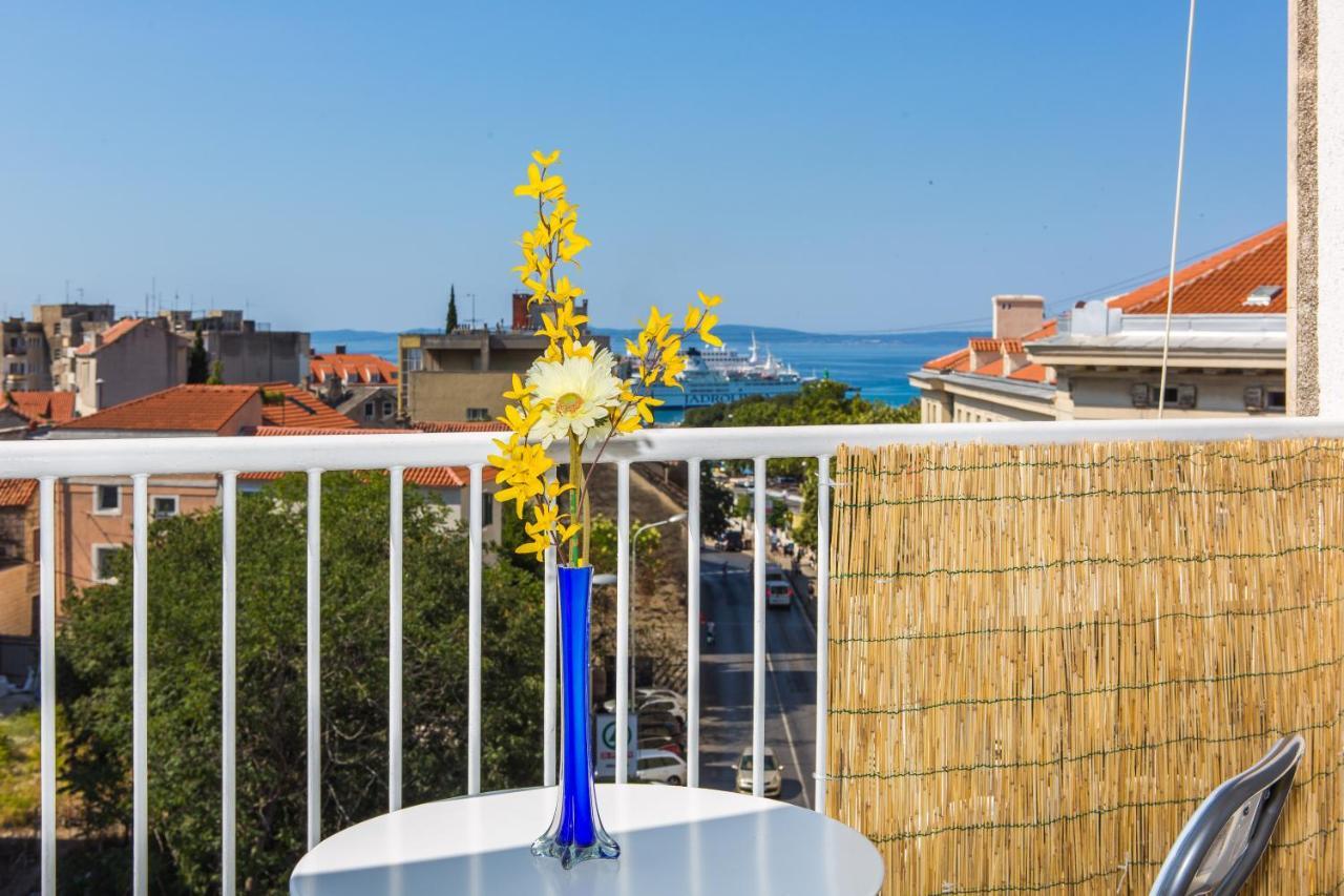 Apartman Dodo Apartment Split Bagian luar foto