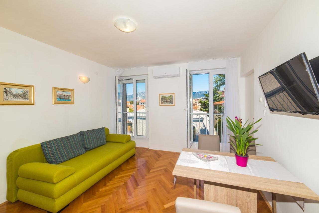 Apartman Dodo Apartment Split Bagian luar foto