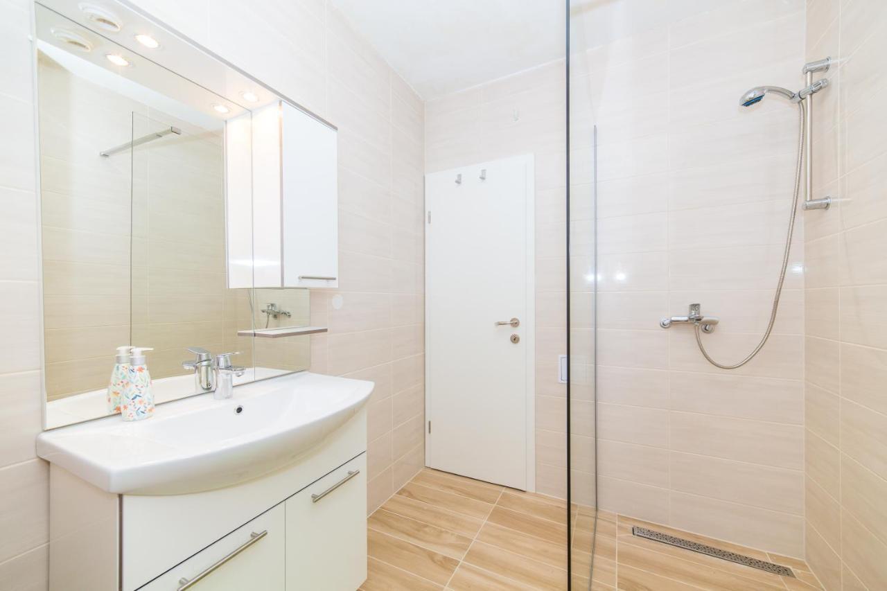 Apartman Dodo Apartment Split Bagian luar foto